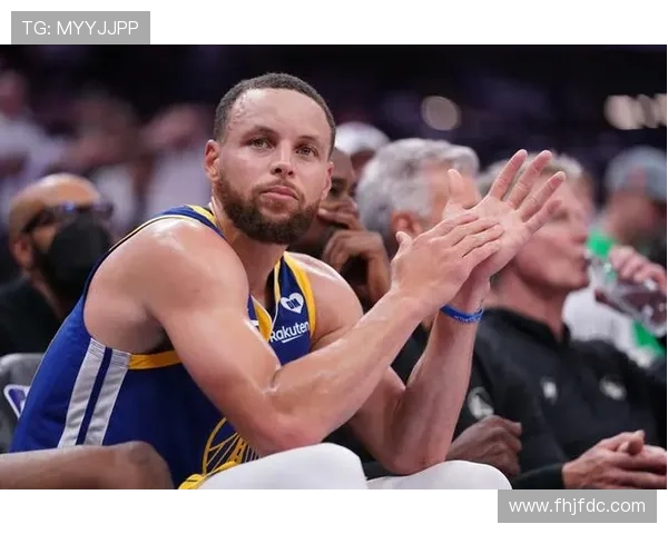 科尔谈库里伤情恢复情况让球队感到宽慰与期待